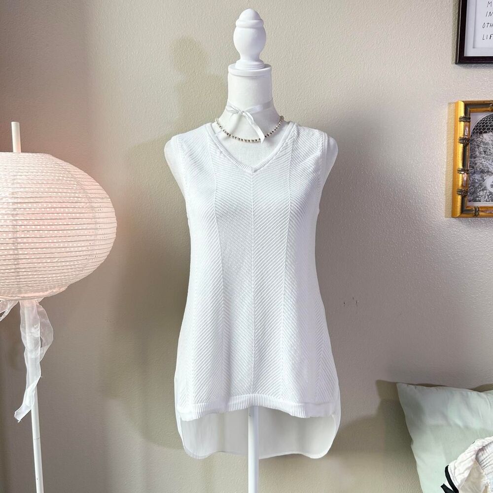 The Limited white herringbone hi low sweater vest XS